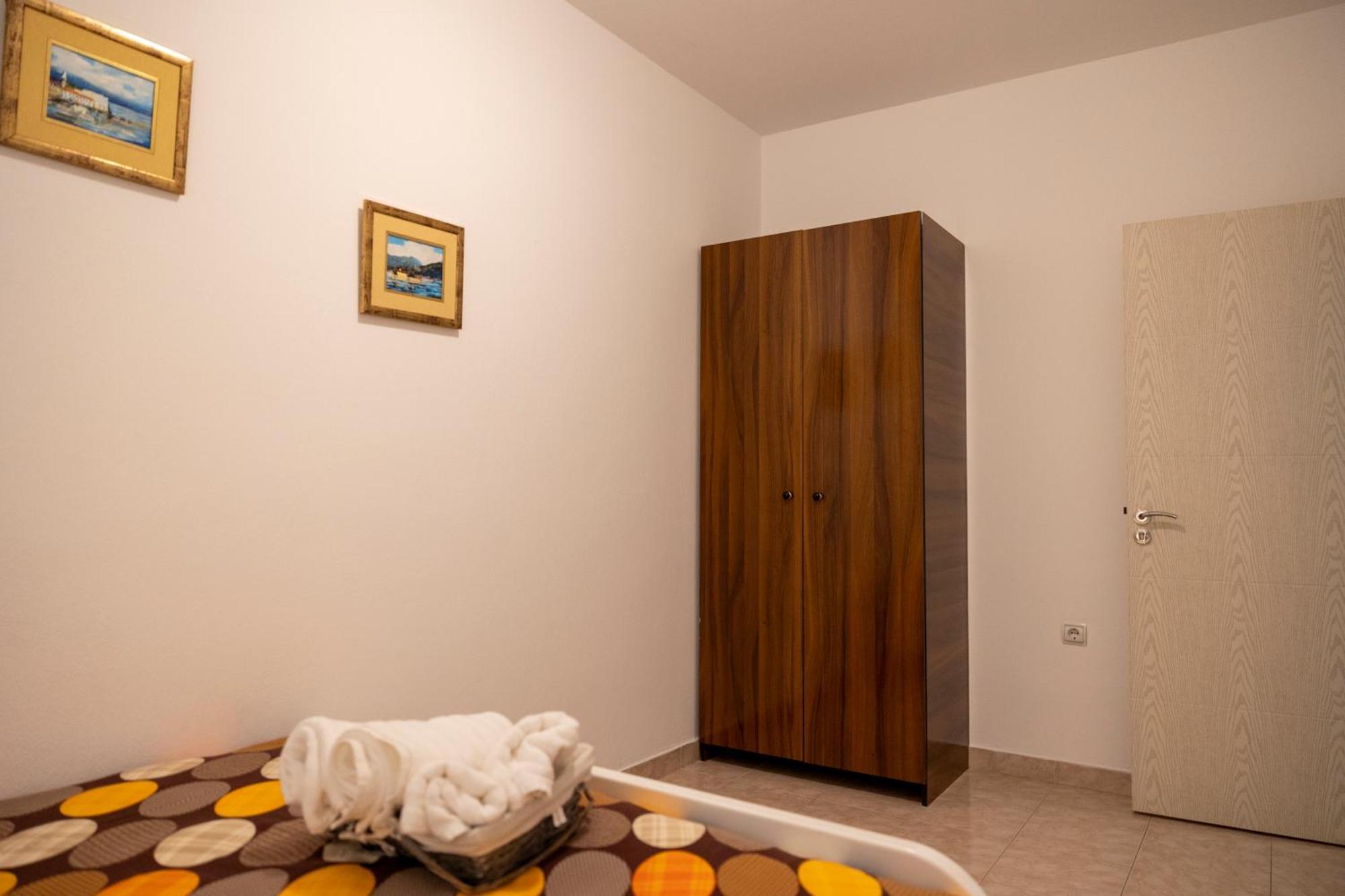 Three Palms Apartments Novakovic Petrovac Exterior photo
