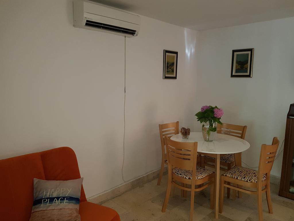 Three Palms Apartments Novakovic Petrovac Exterior photo