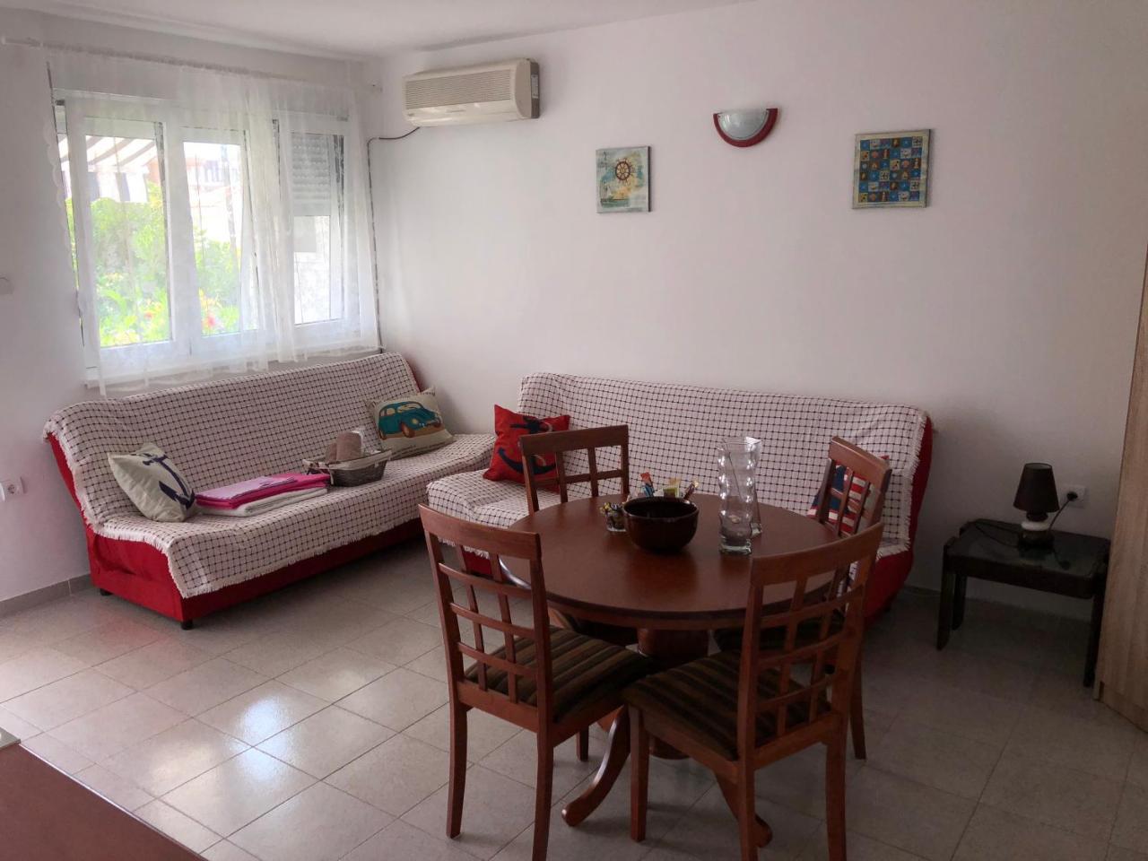 Three Palms Apartments Novakovic Petrovac Exterior photo